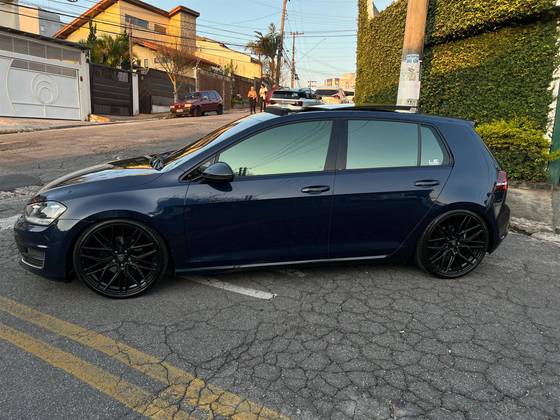 VOLKSWAGEN GOLF 1.4 TSI HIGHLINE 16V GASOLINA 4P AUTOMÁTICO VOLKSWAGEN GOLF 1.4 TSI HIGHLINE 16V GASOLINA 4P AUTOMÁTICO